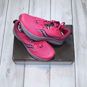 NEW Saucony Women's Blaze Trail Running Shoes